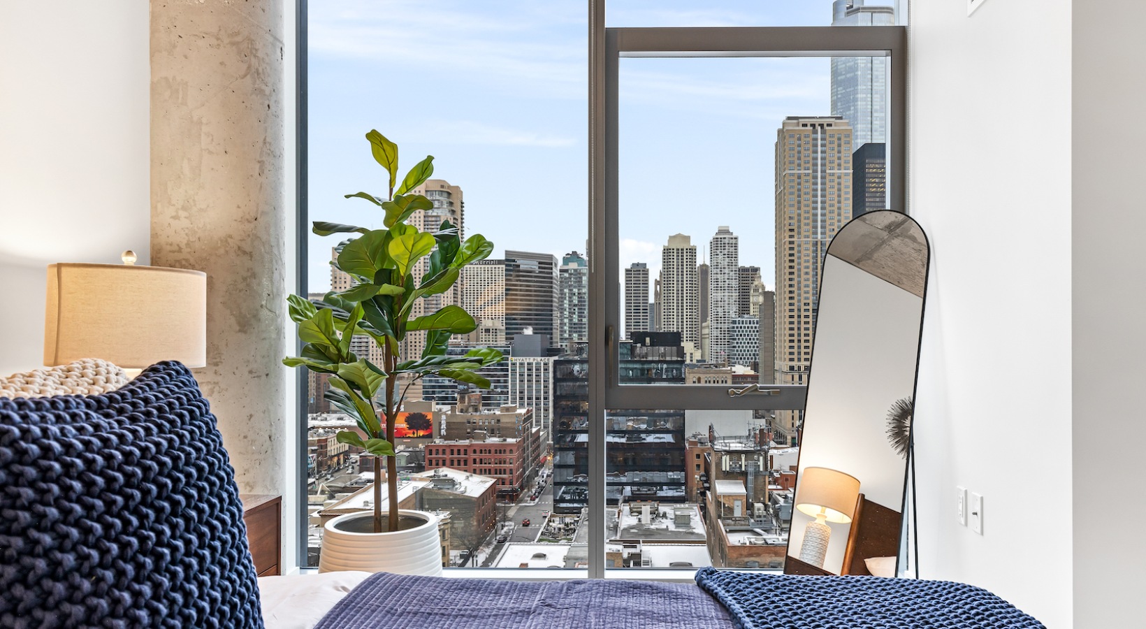 Take a Virtual Tour of Our Chicago Luxury Apartments in River North